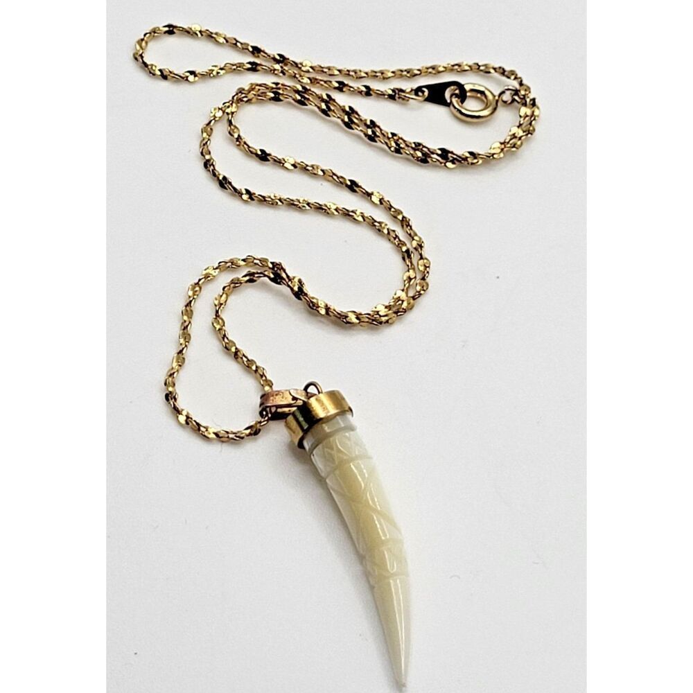 Estate Carved Mother of Pearl Tooth Shaped Pendant Necklace 16in - Picture 6 of 8